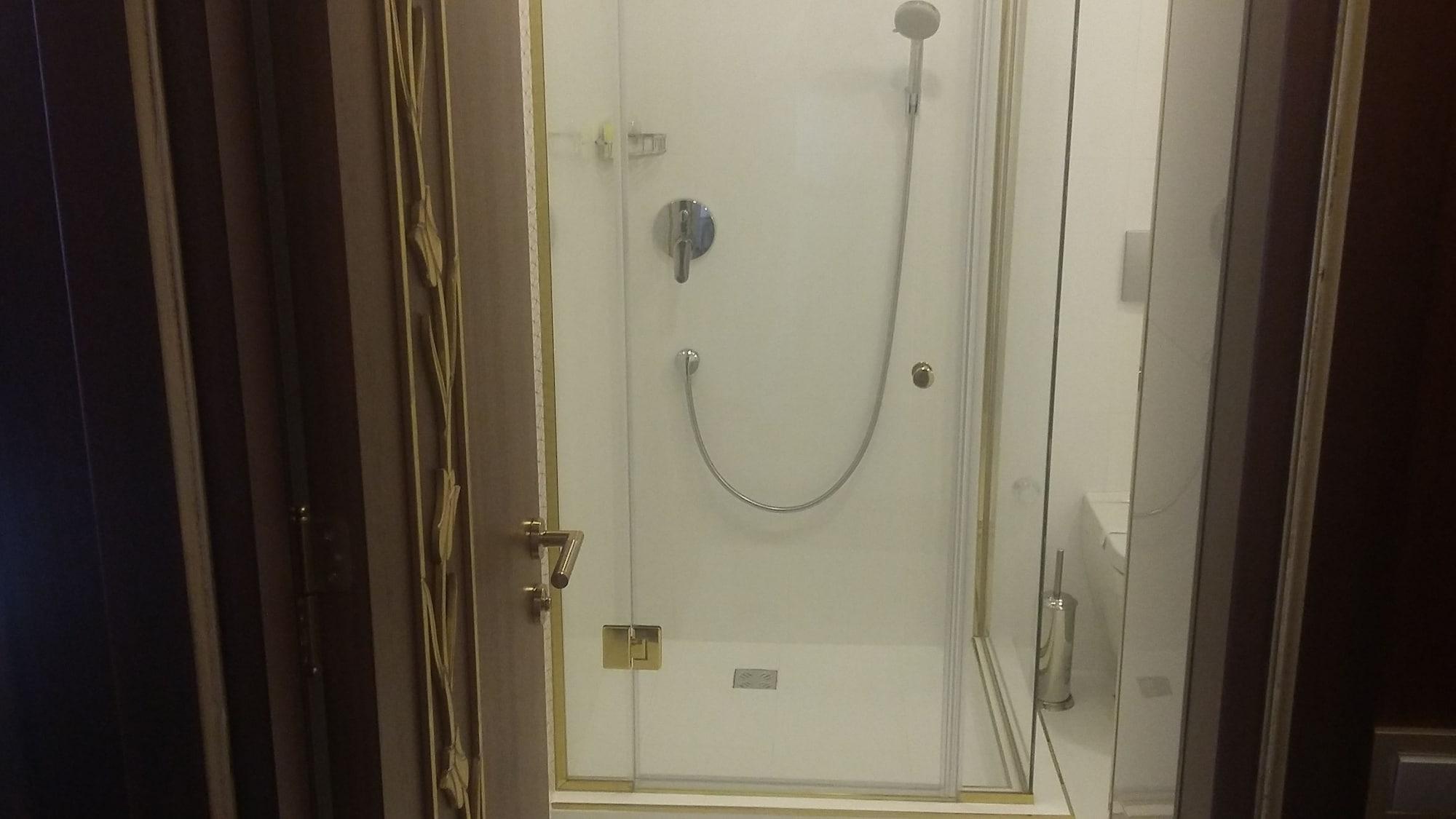 Mb Deluxe Hotel Istanbul Luaran gambar